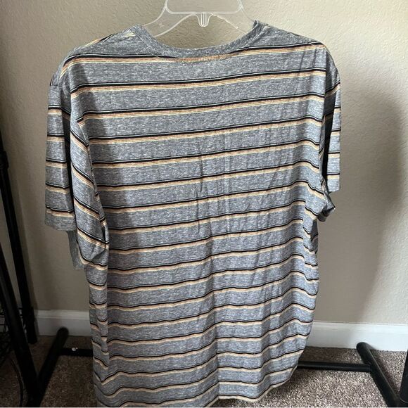 Marine Layer Respun Men's Large Striped T-shirt. - Picture 4 of 7